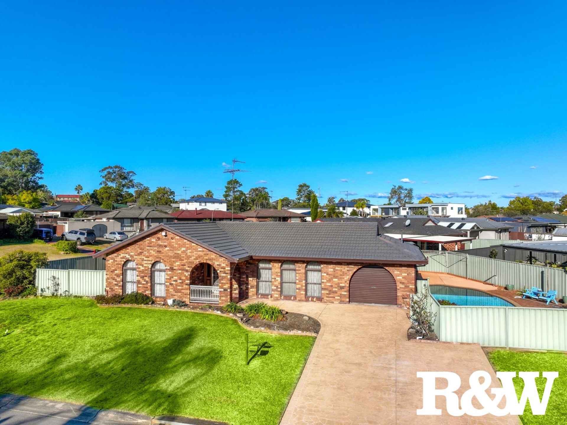 1 Tulip Place St Clair
