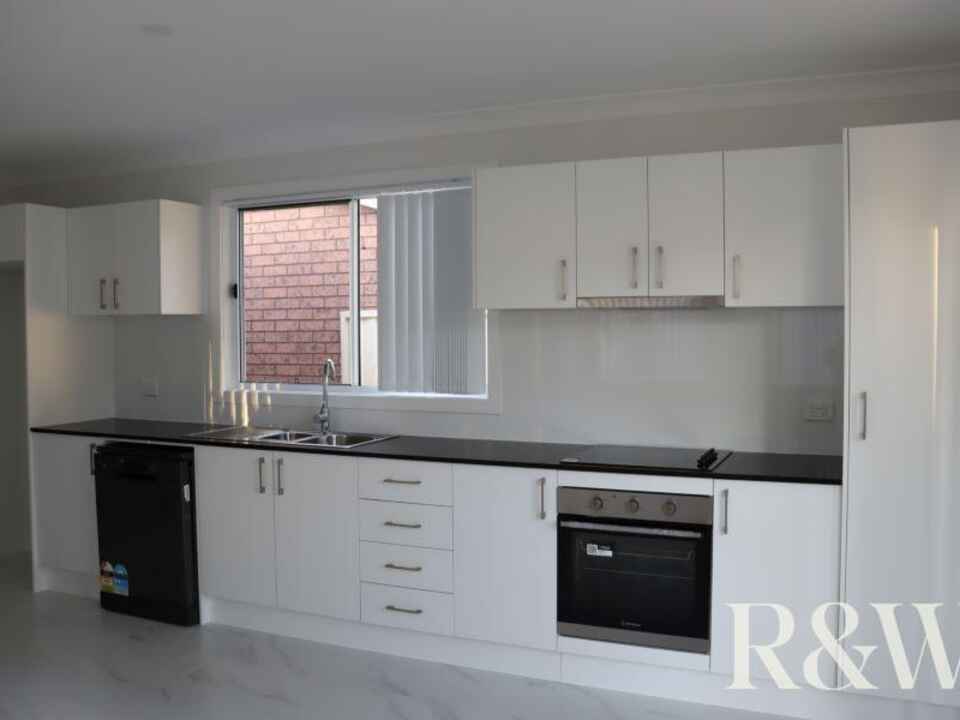 28A Borrowdale Way Cranebrook