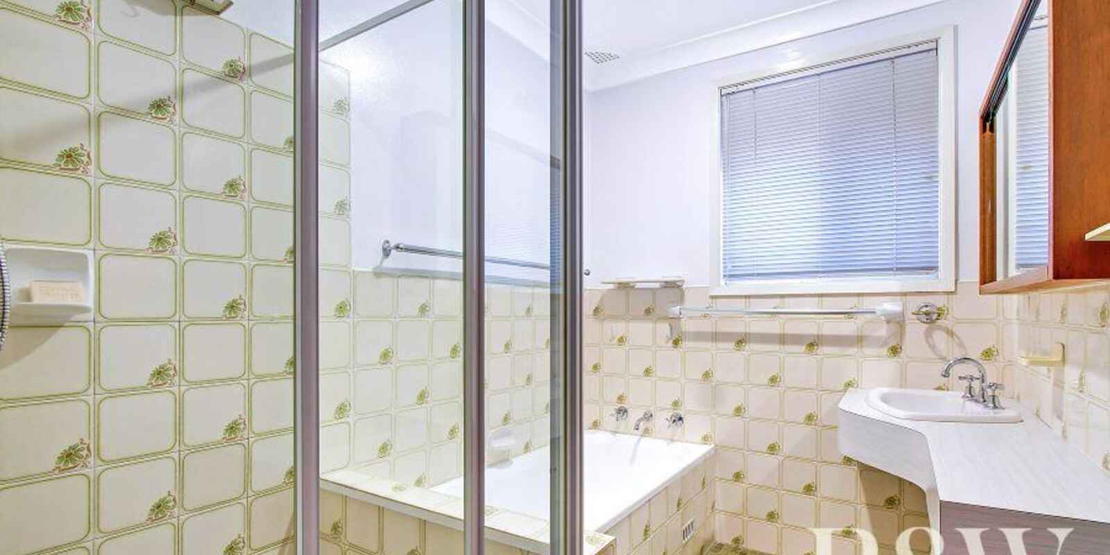 8 Garrick Road St Clair