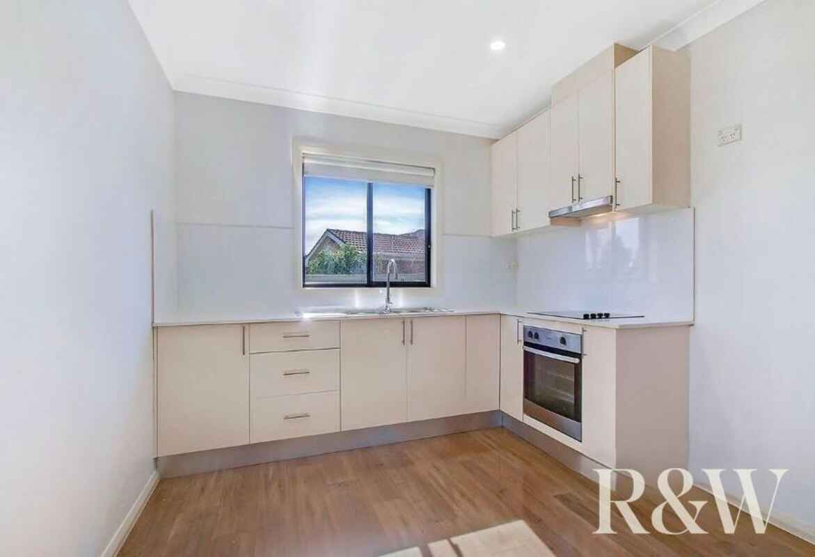 6A Dryberry Avenue St Clair