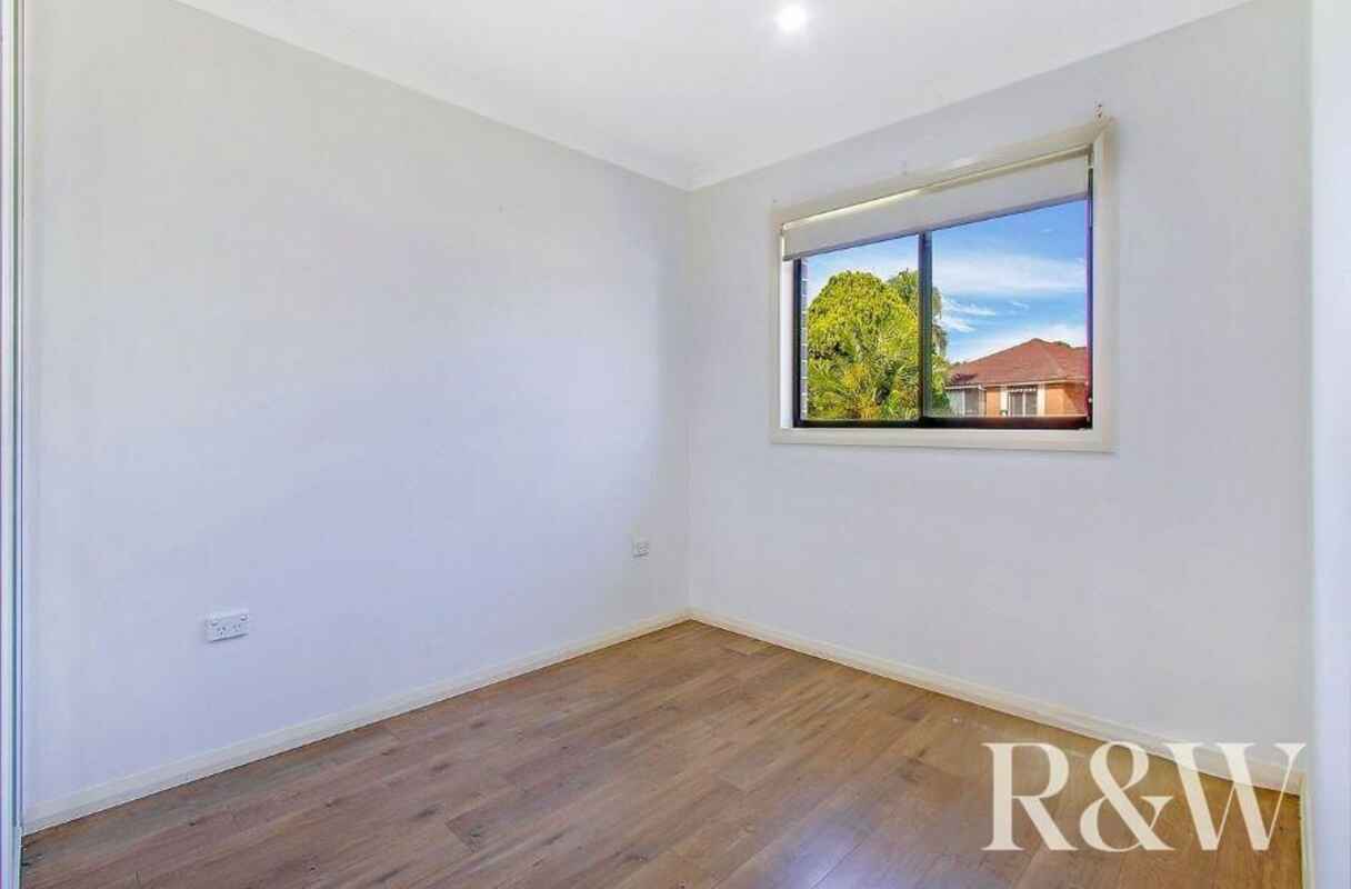 6A Dryberry Avenue St Clair