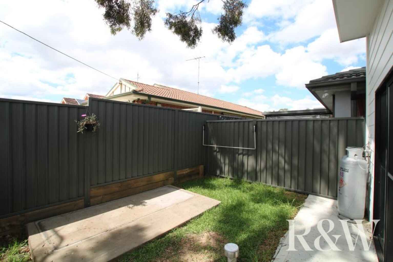 1A Cumberland Place Colyton