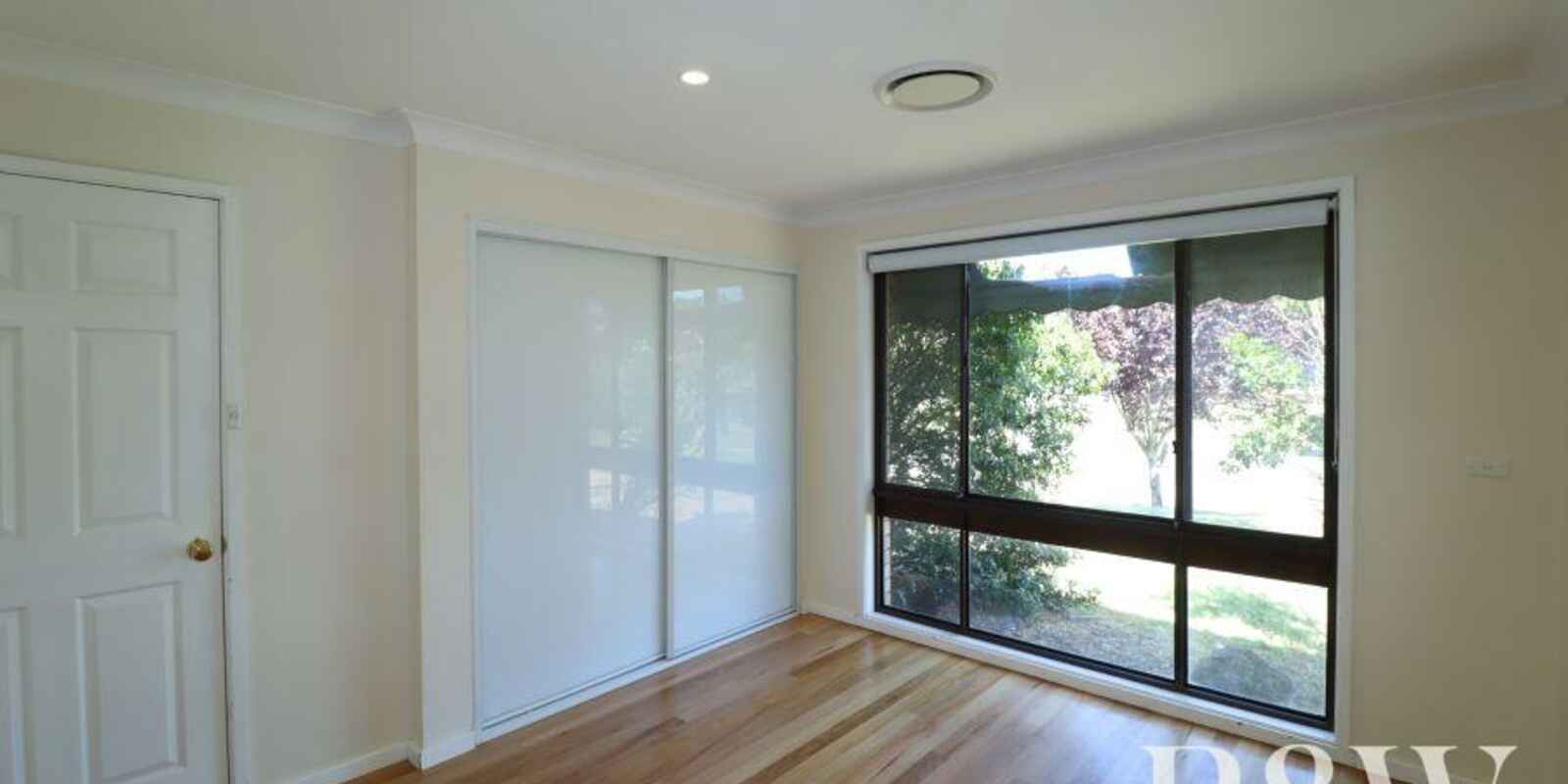 48 Harvey Circuit St Clair