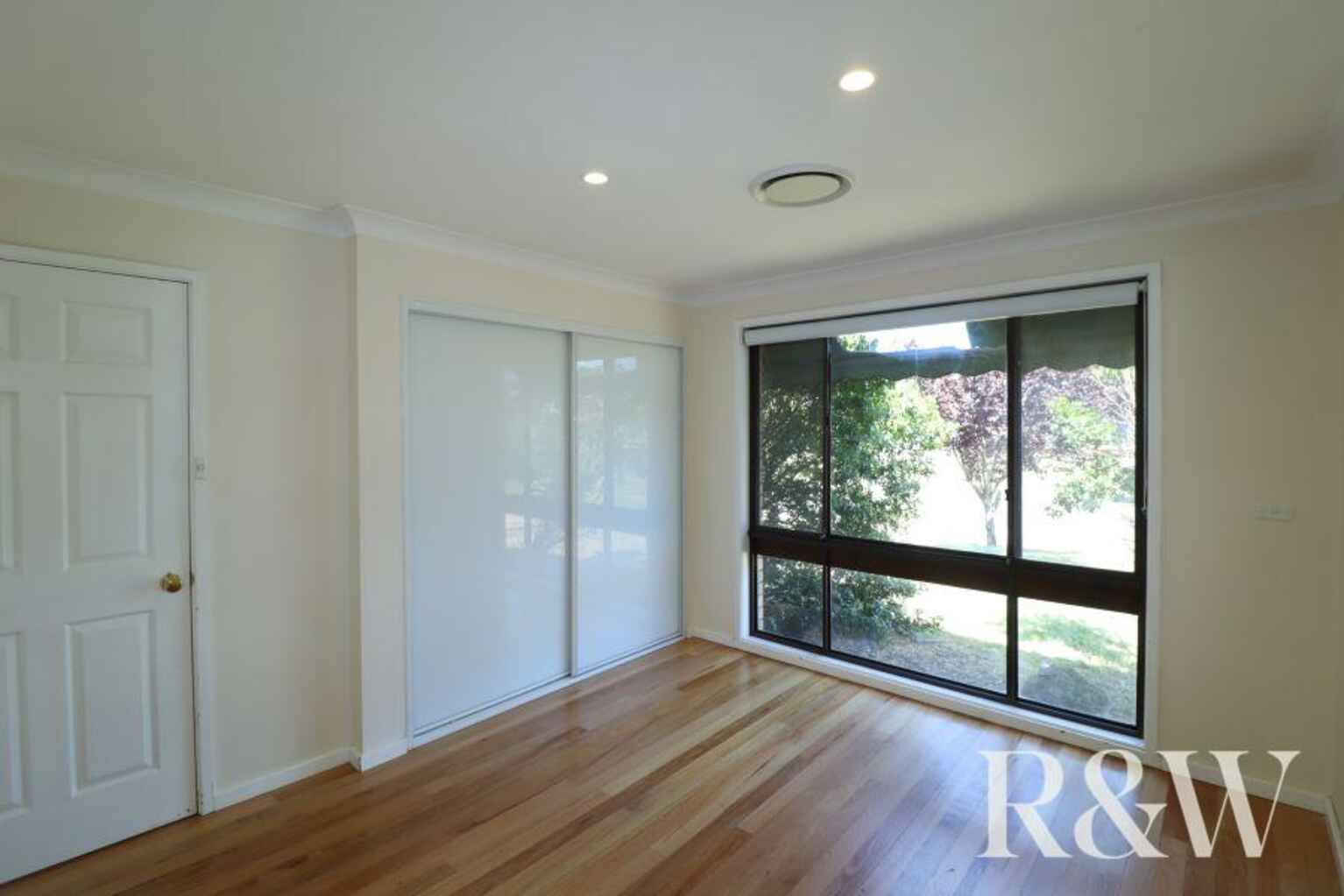 48 Harvey Circuit St Clair