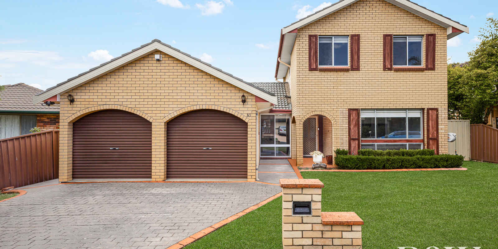 30 Francis Greenway Avenue St Clair