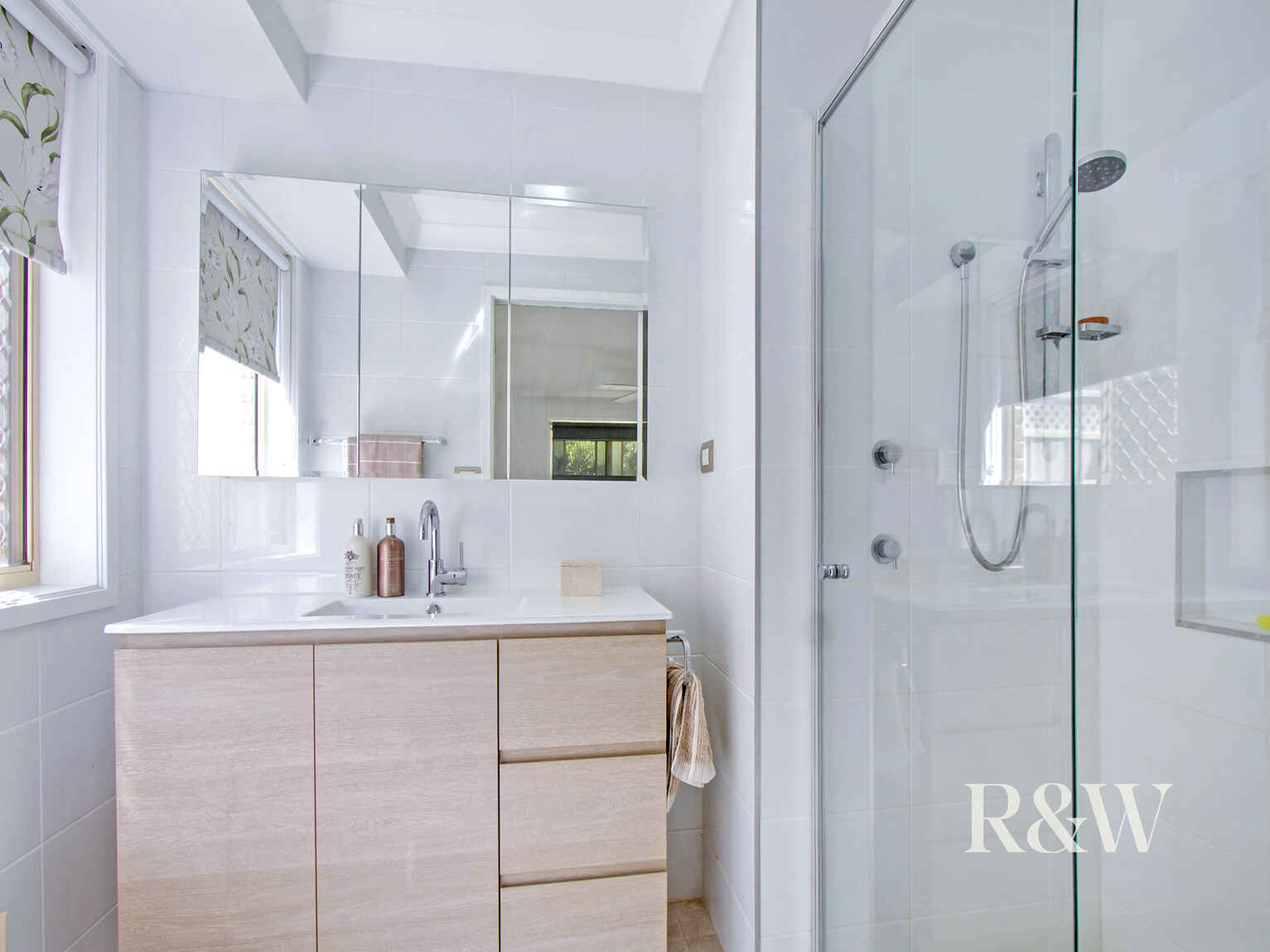 122 Explorers Way St Clair