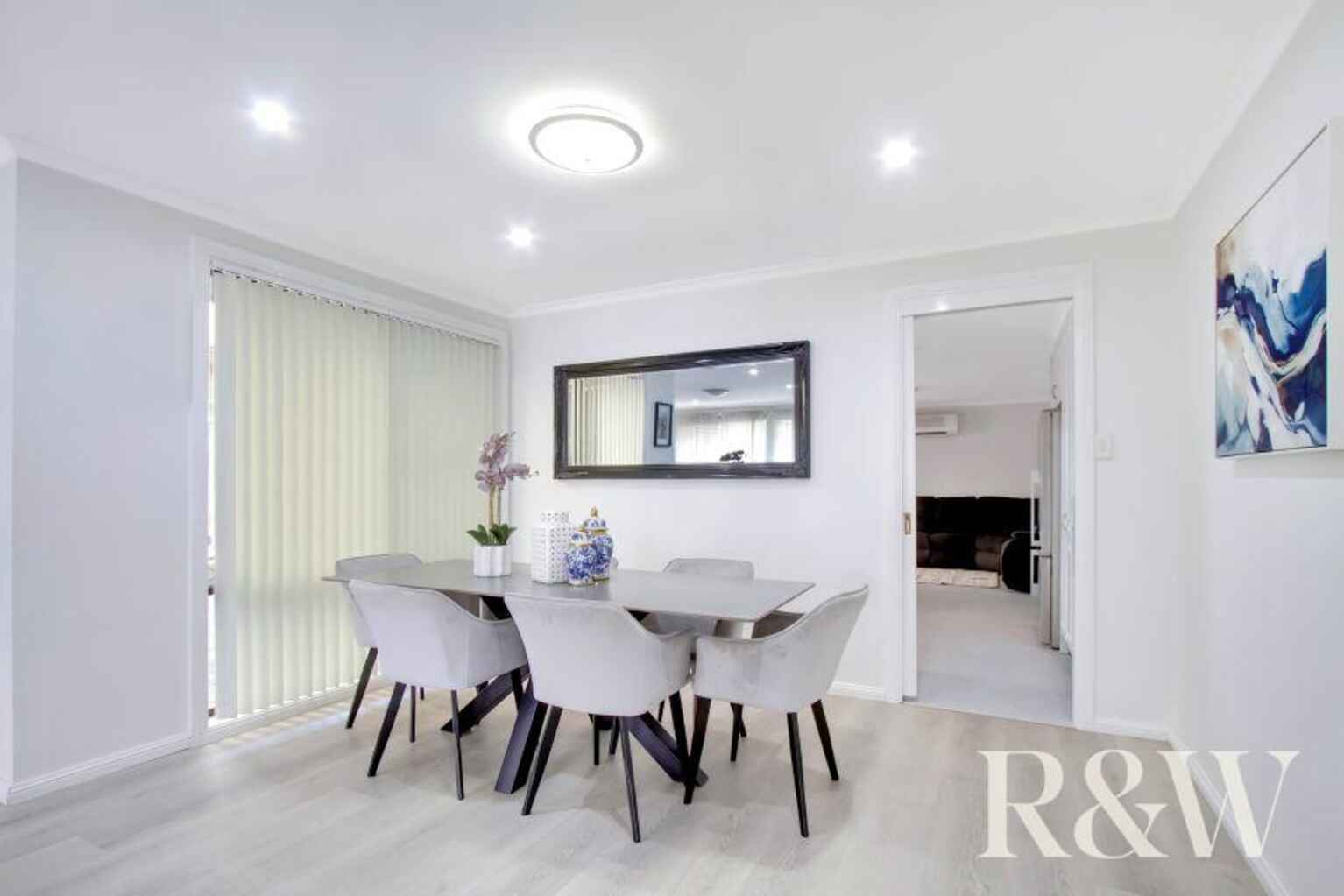 68 Windrush Circuit St Clair