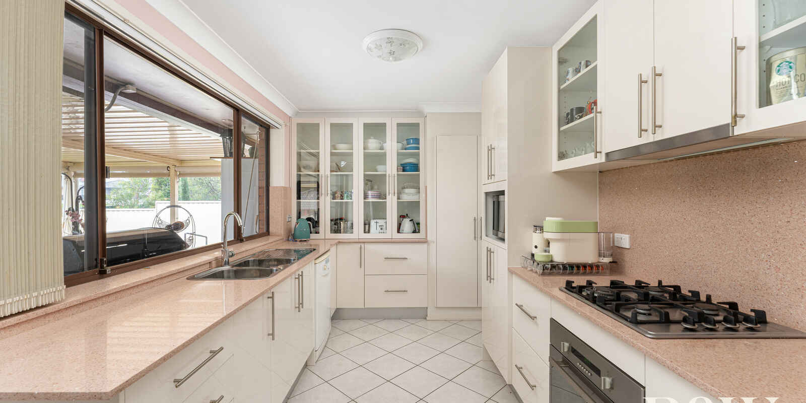 4 Nightmist Grove St Clair