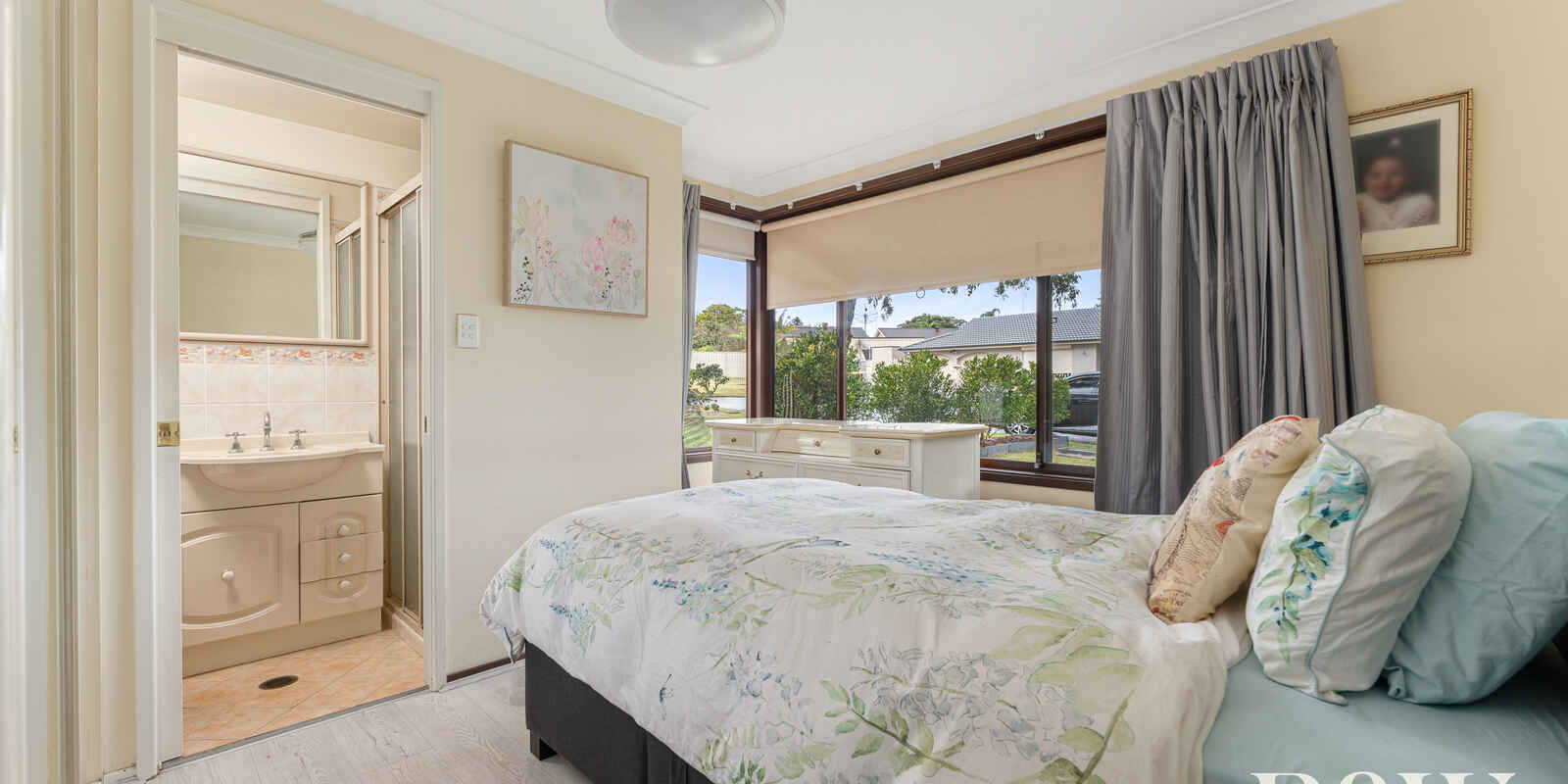 4 Nightmist Grove St Clair