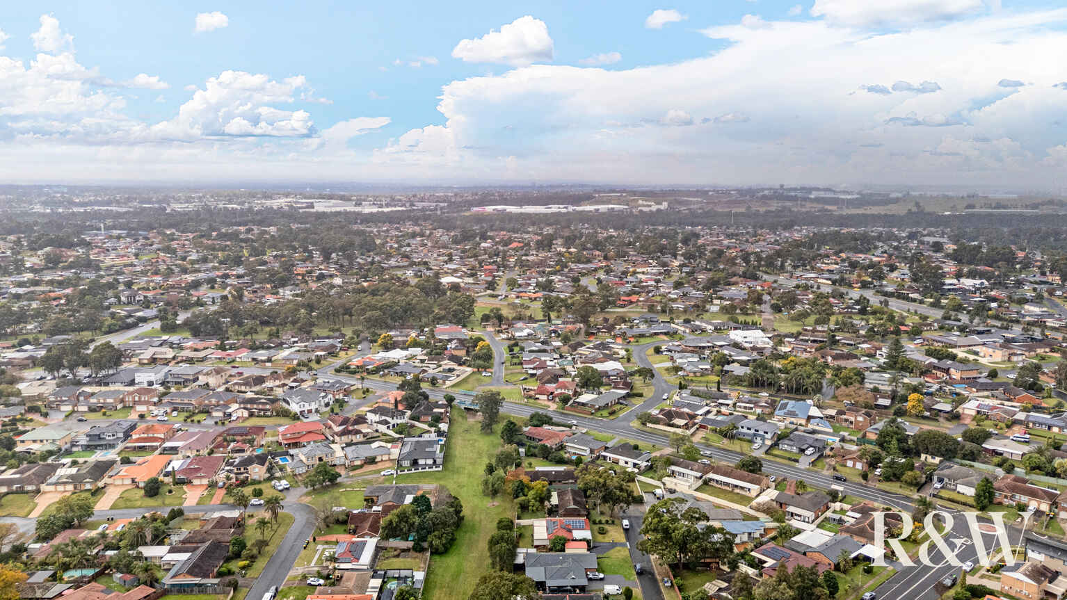 4 Nightmist Grove St Clair