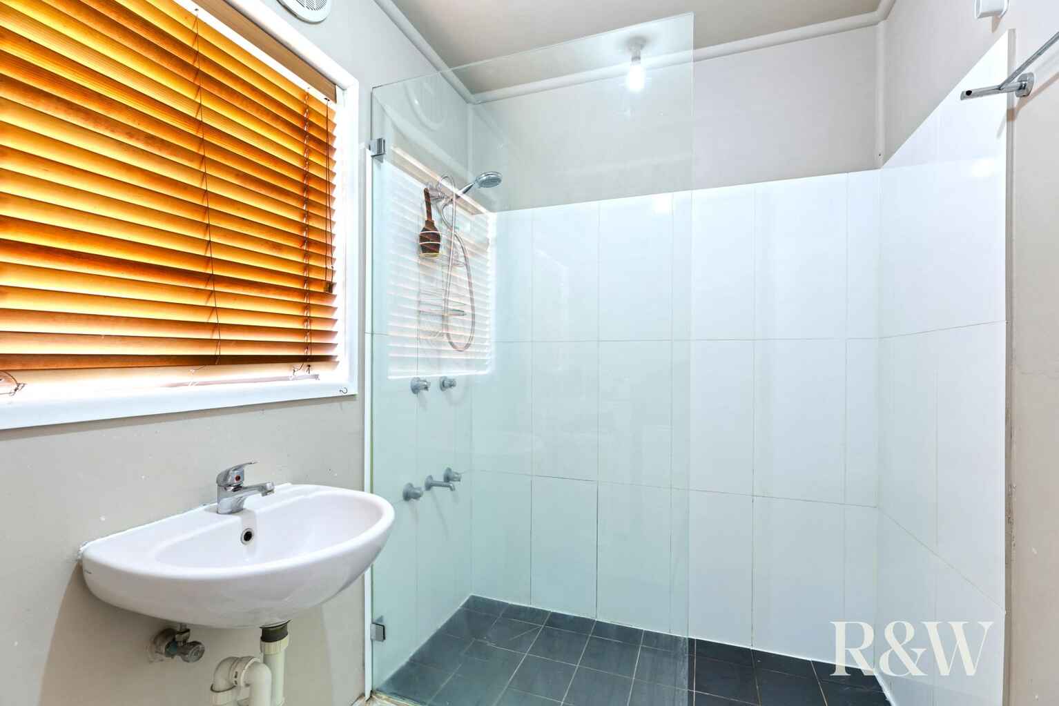8 & 8A Parkin Road Colyton 8 & 8A Parkin Road Colyton