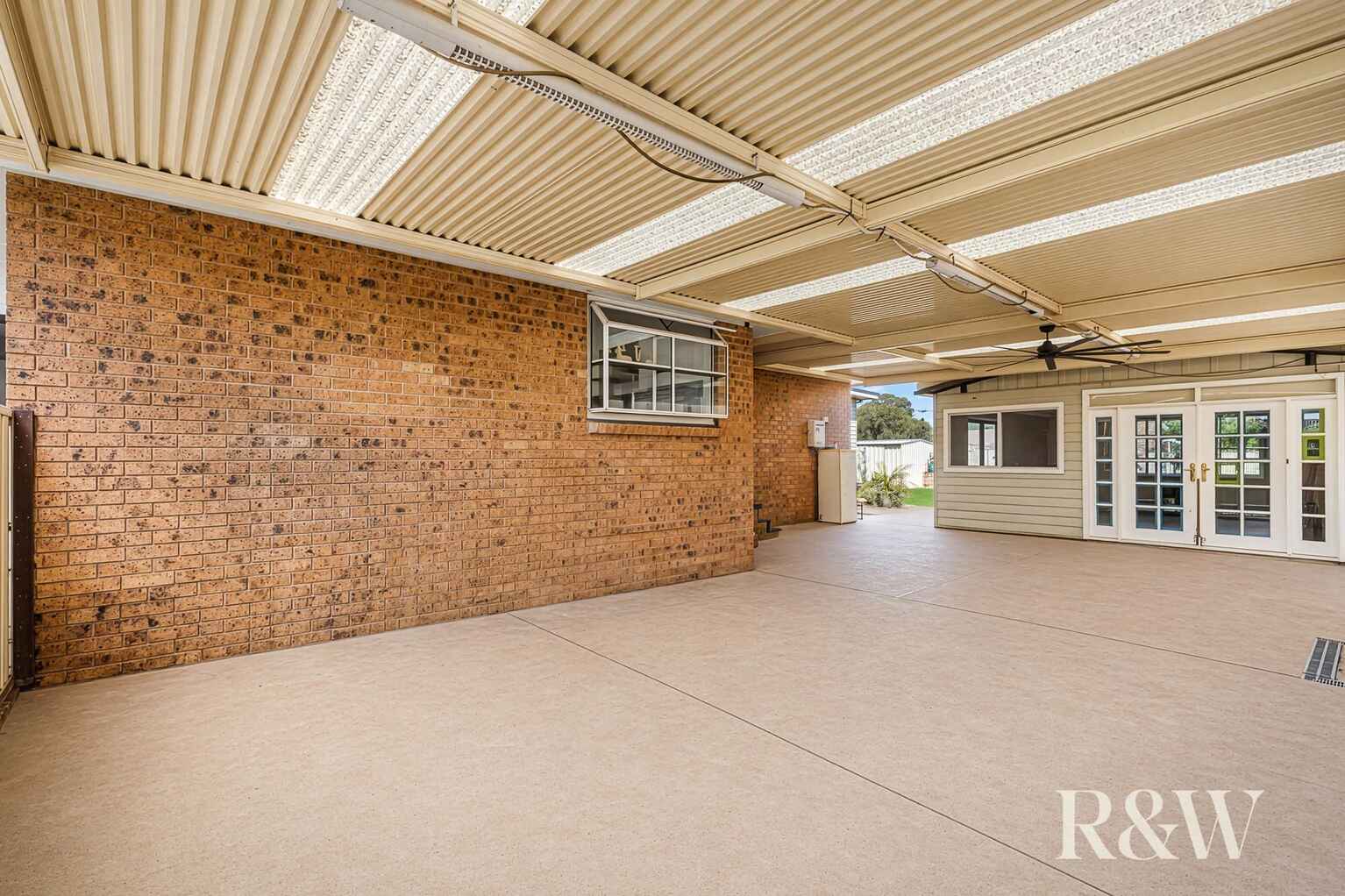 17 Macbeth Grove St Clair