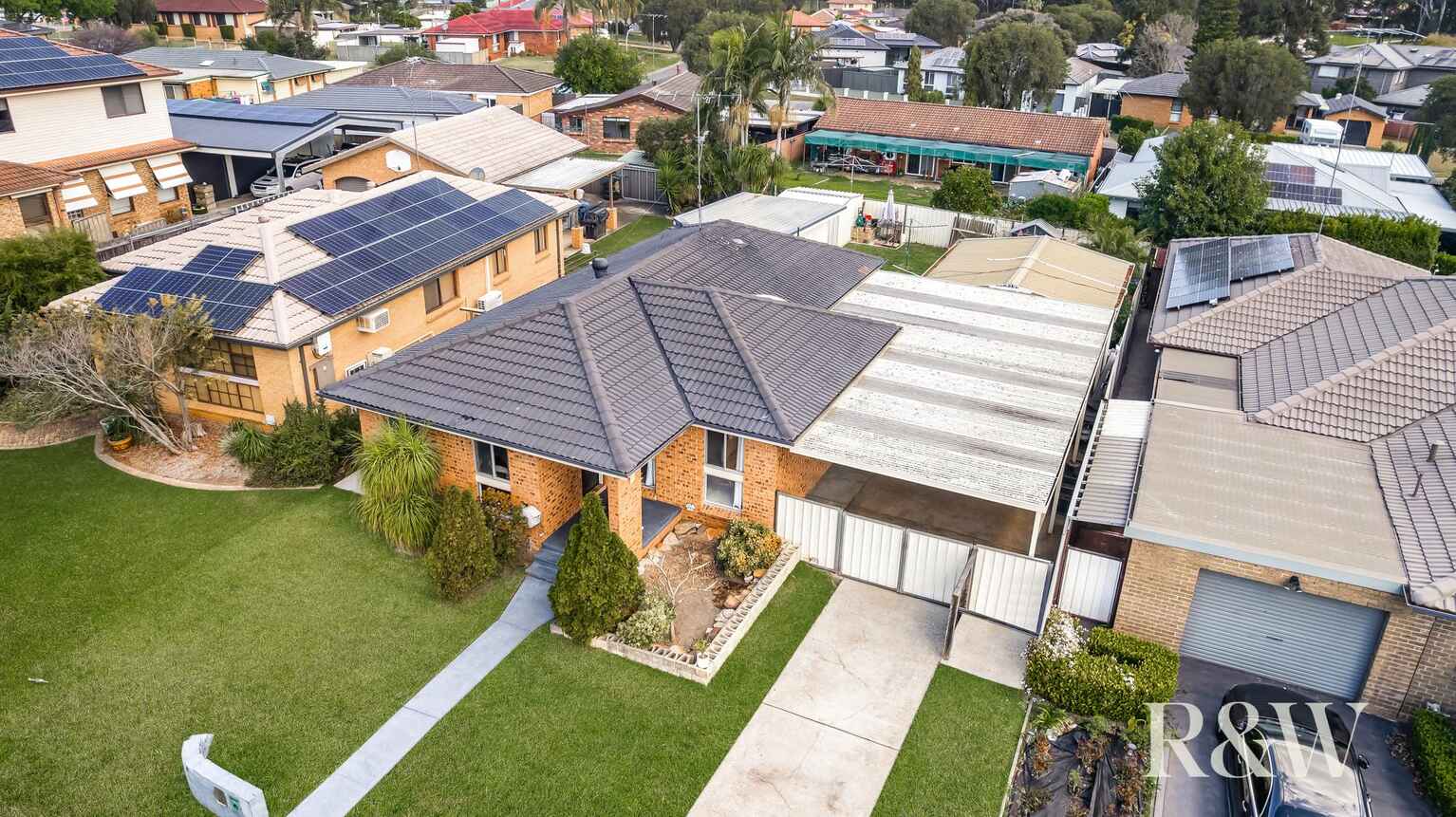17 Macbeth Grove St Clair