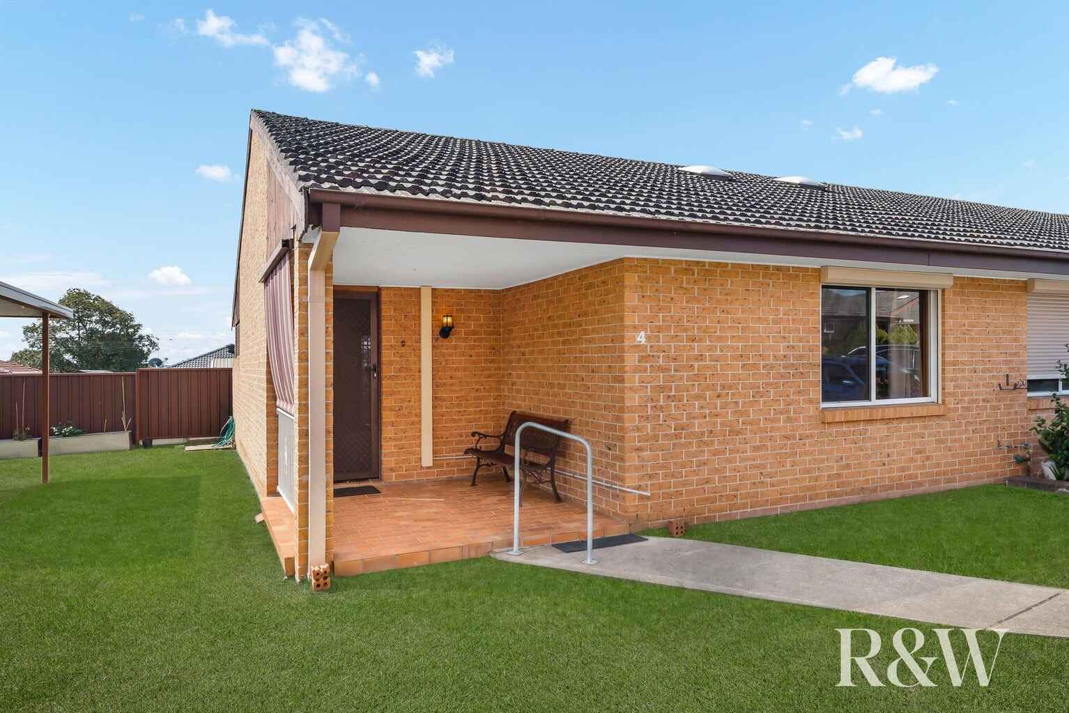 4/207-213 Great Western Highway St Marys