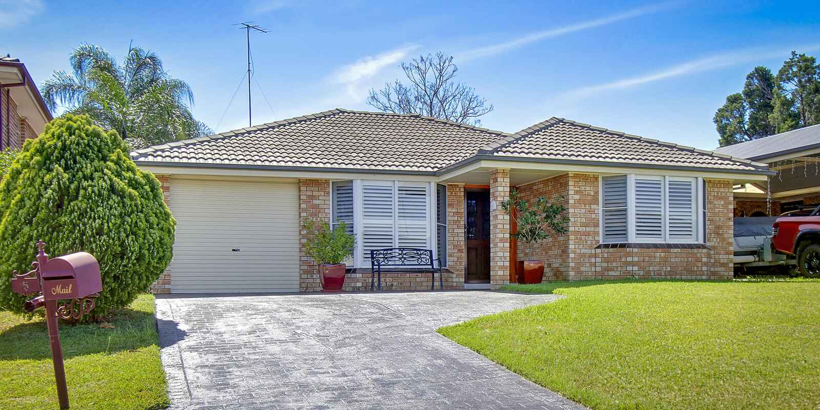 5 Bren Close St Clair