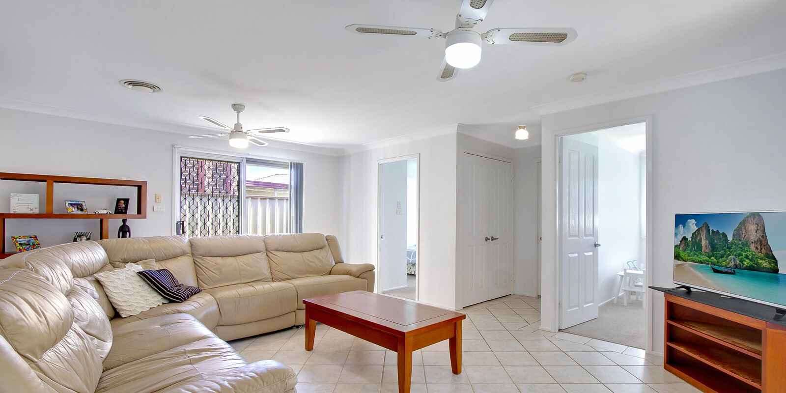 5 Bren Close St Clair