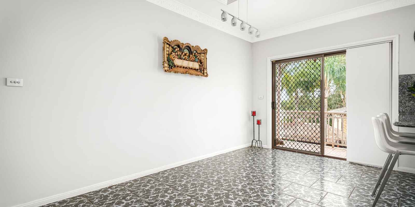 4 Nalong Street St Clair