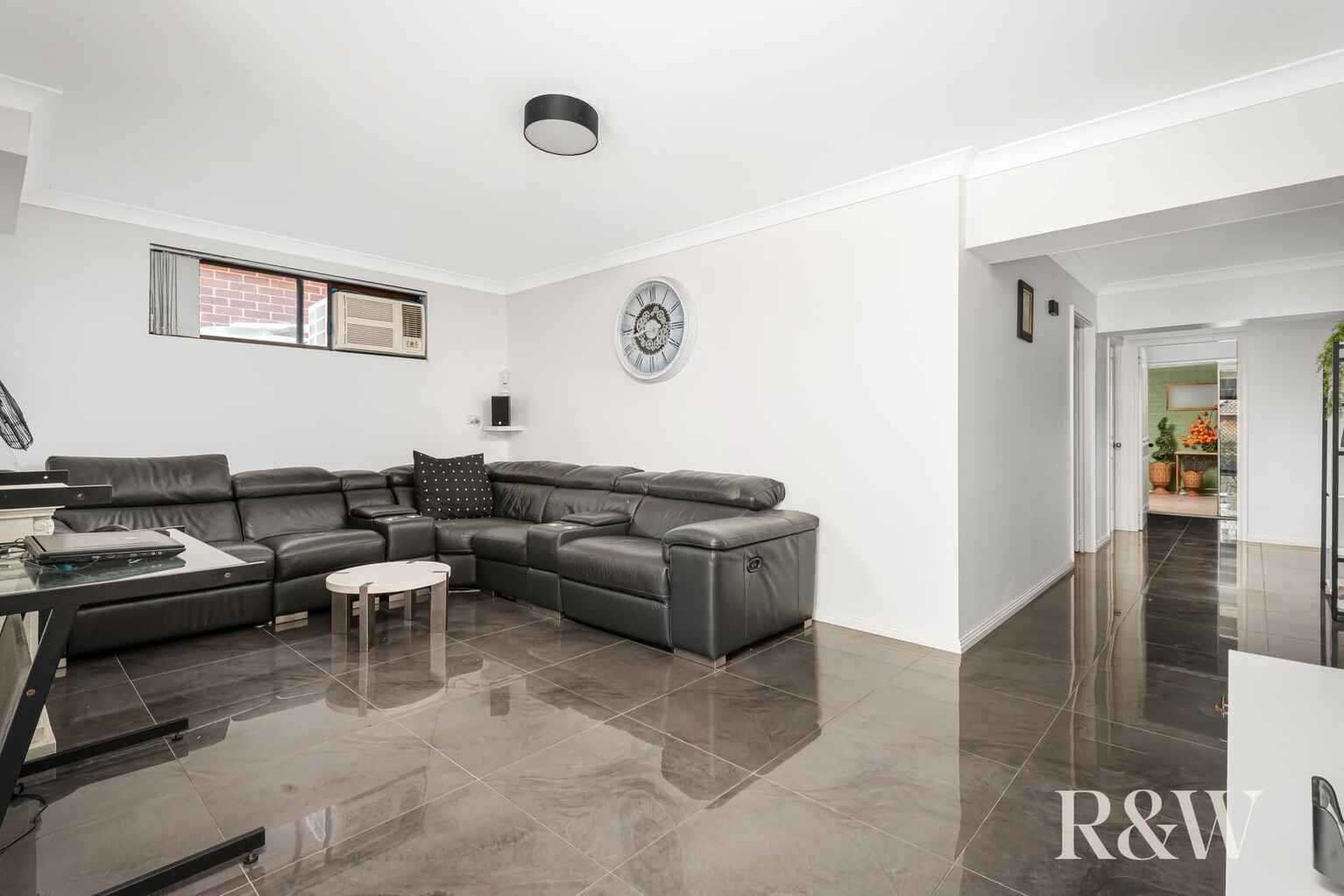 4 Nalong Street St Clair