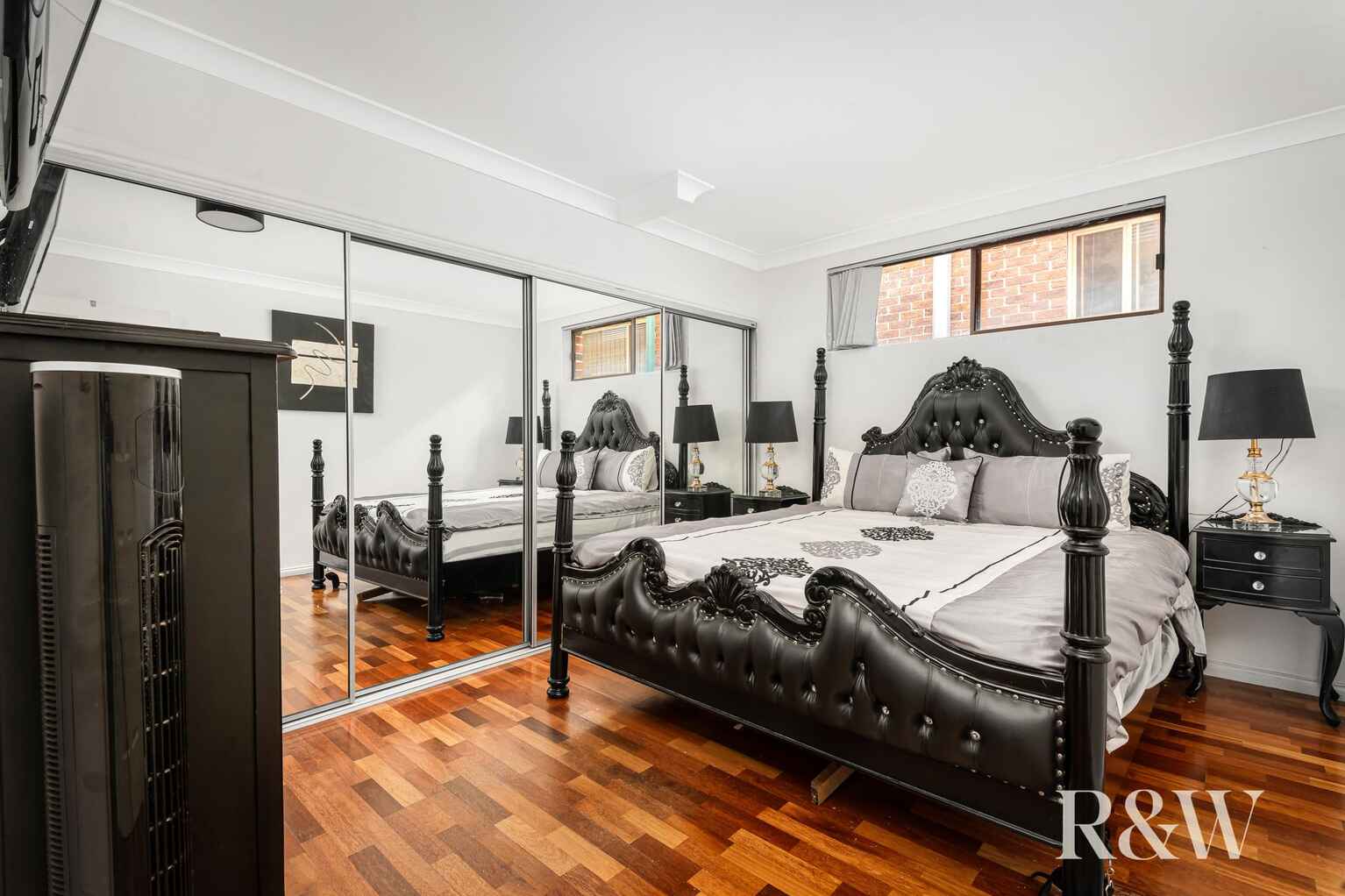 4 Nalong Street St Clair