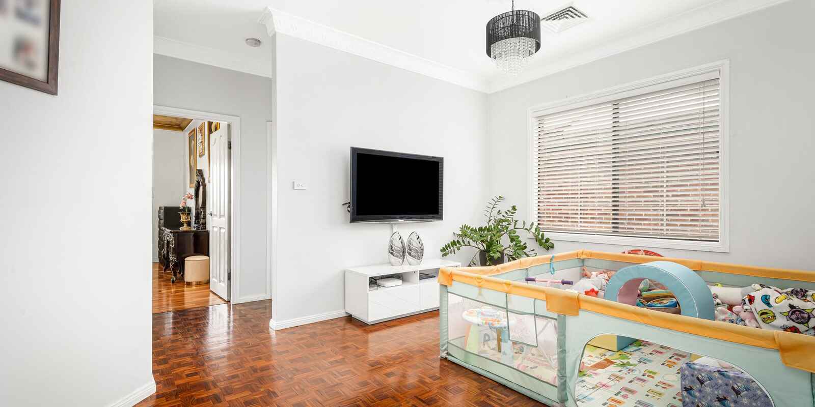 4 Nalong Street St Clair