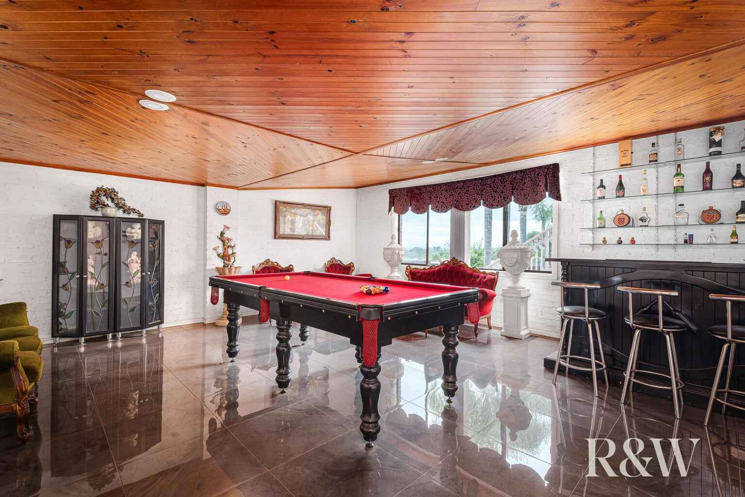 4 Nalong Street St Clair