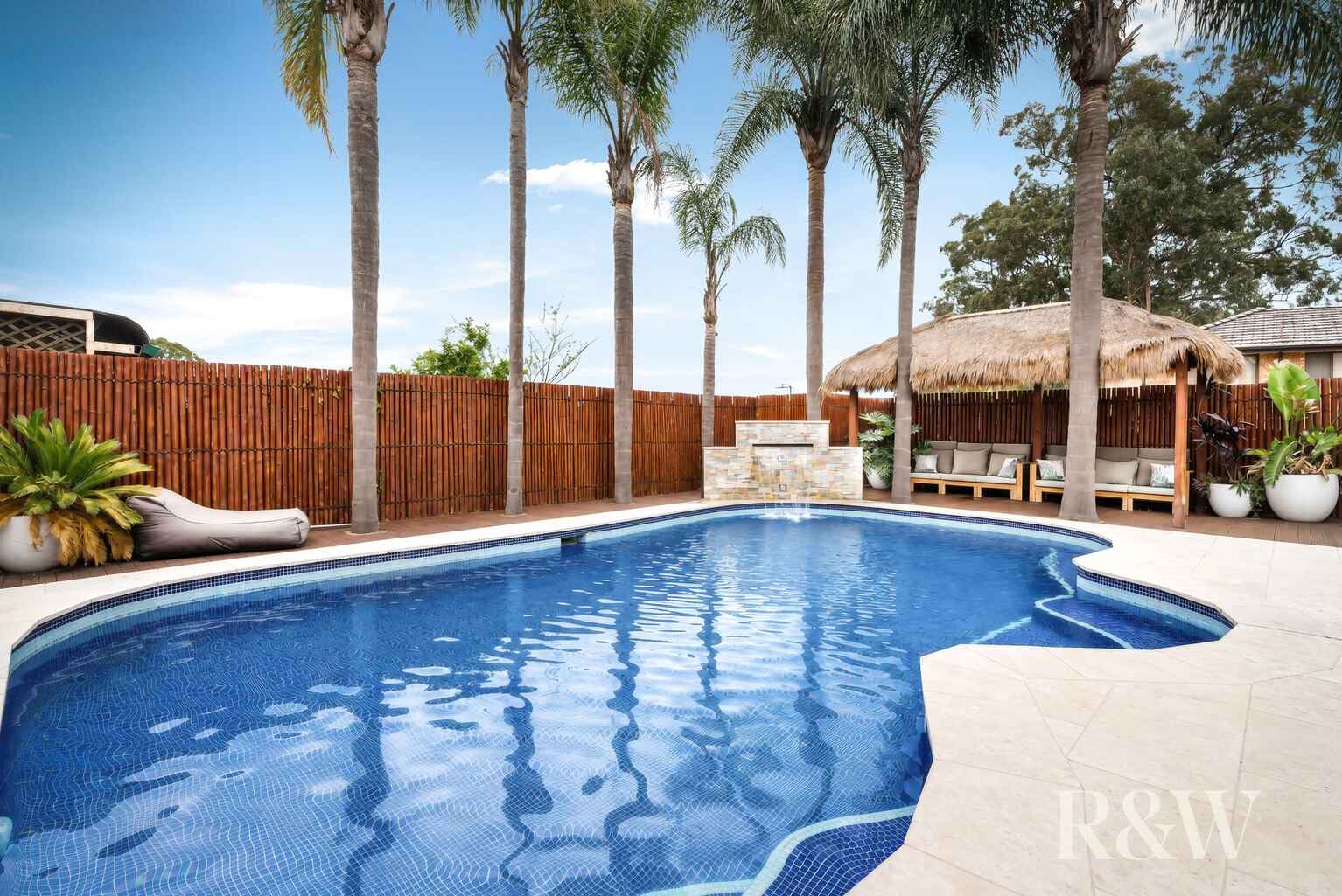 4 Nalong Street St Clair