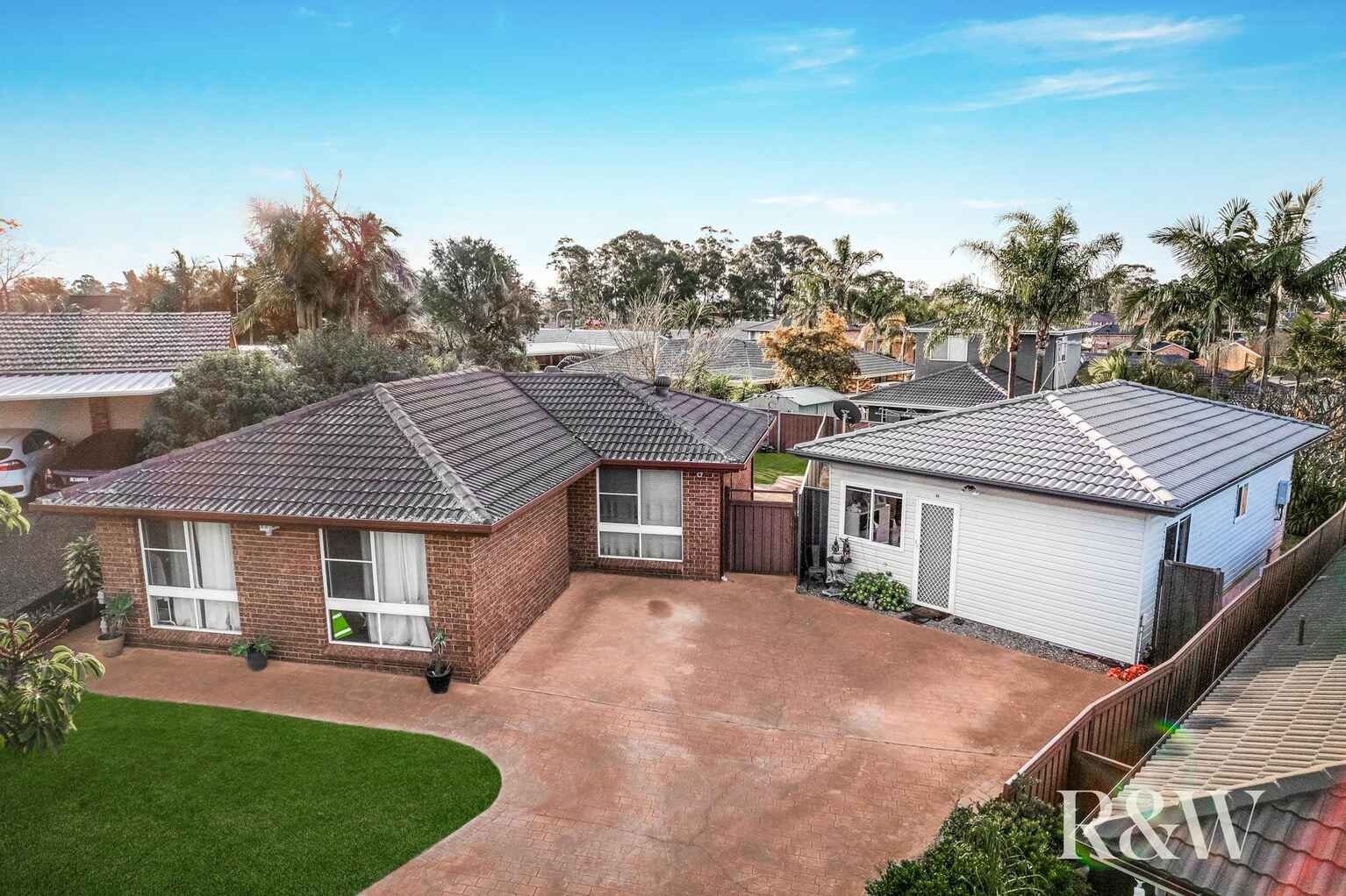 4 & 4A Neenan Place Erskine Park