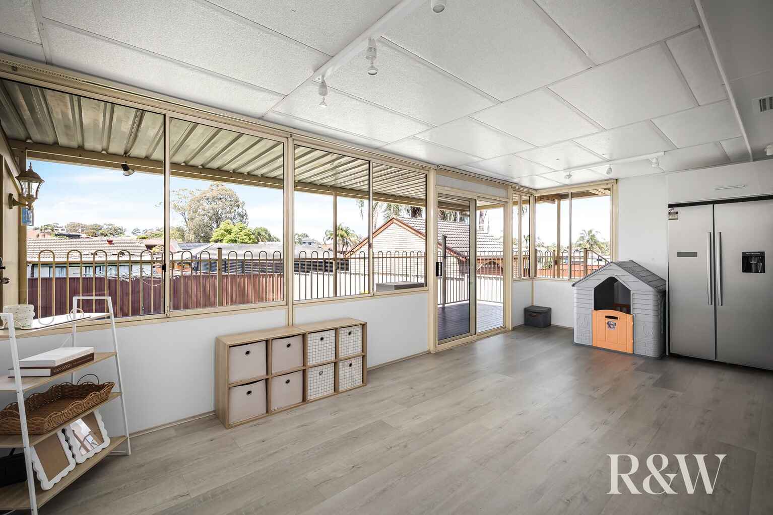 32 Endeavour Avenue St Clair