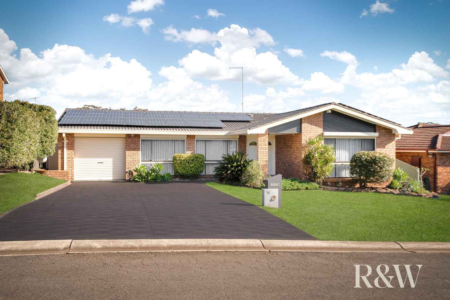 14 Kelmscott Way St Clair 14 Kelmscott Way St Clair