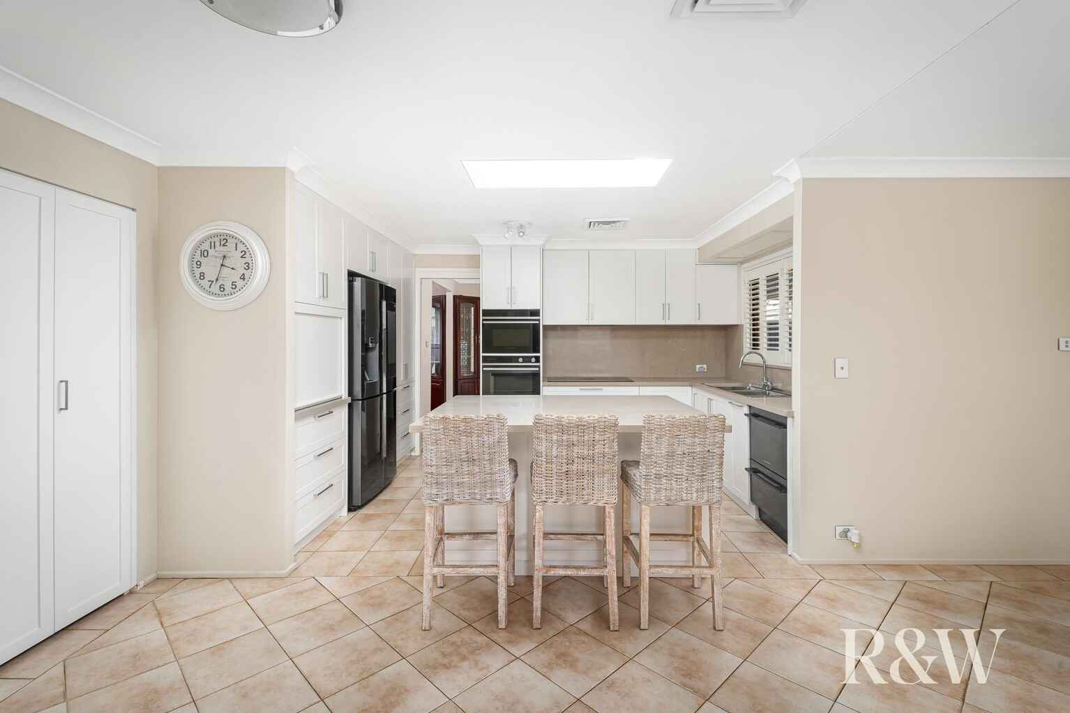 14 Kelmscott Way St Clair 14 Kelmscott Way St Clair