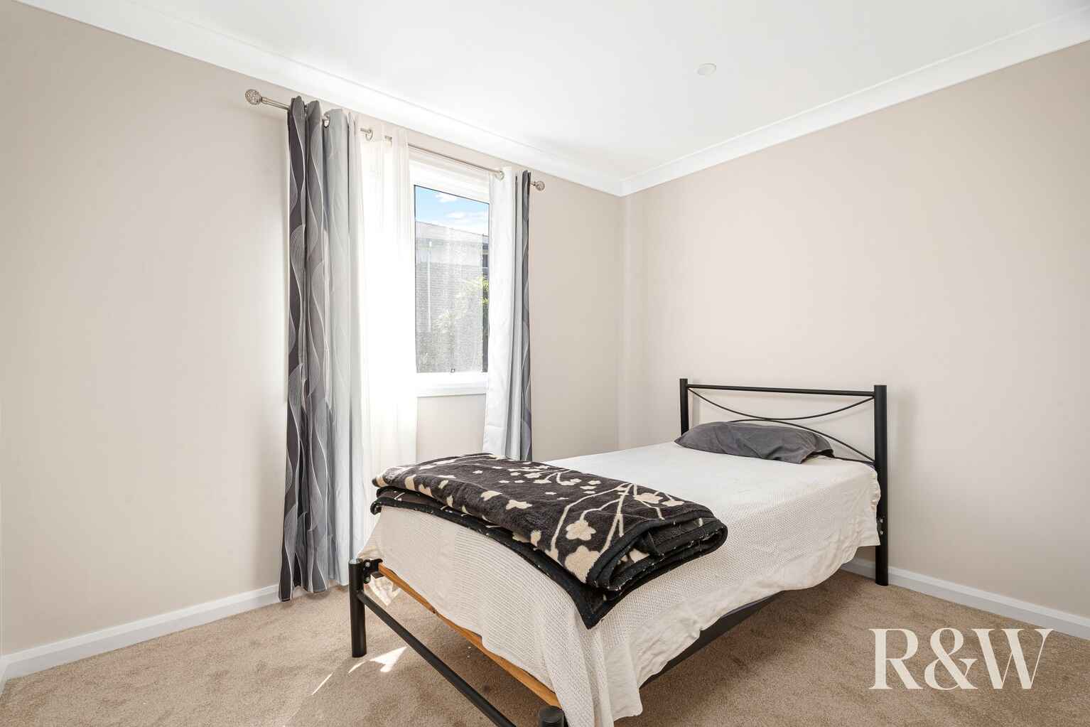 17 Canberra Street Oxley Park