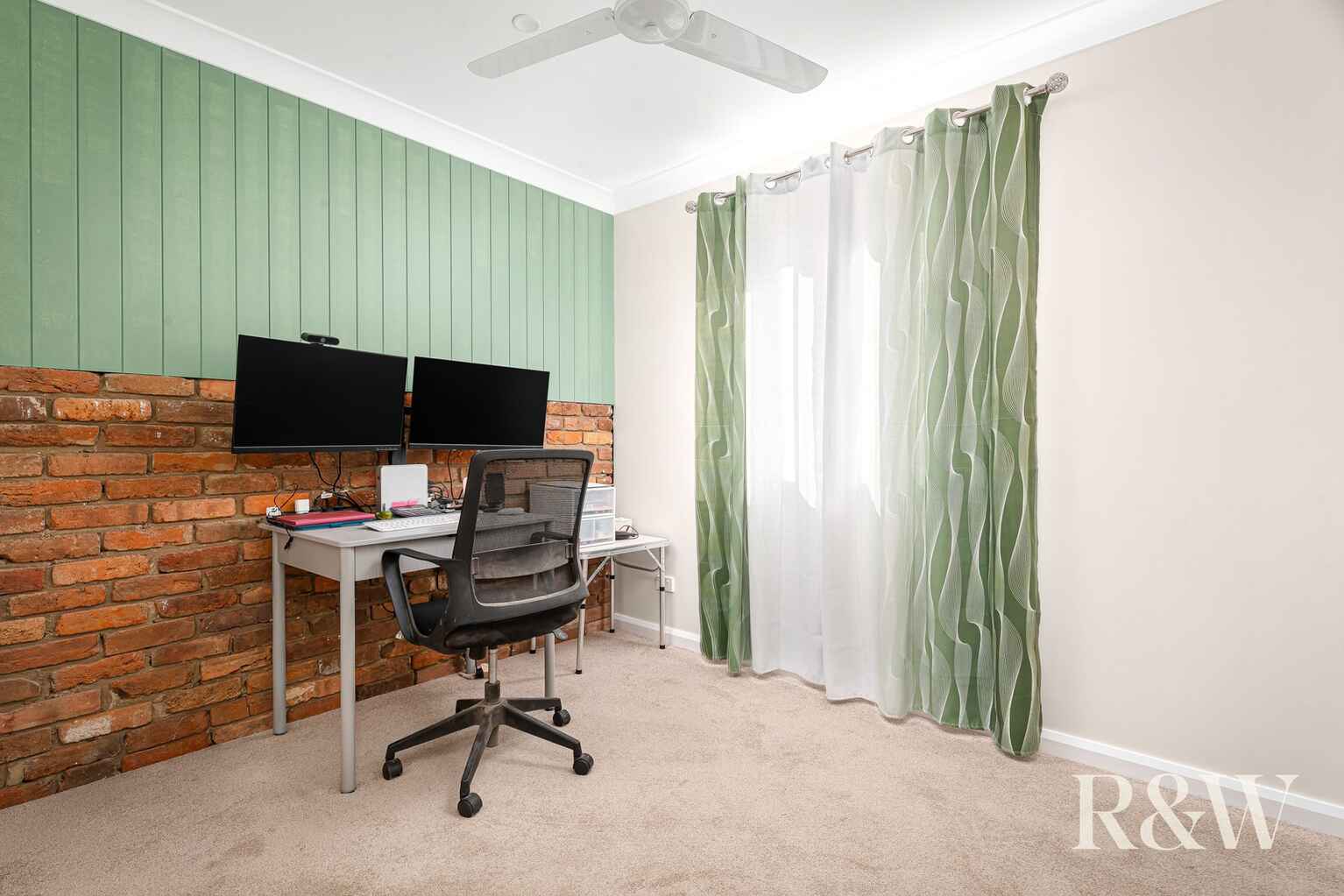 17 Canberra Street Oxley Park